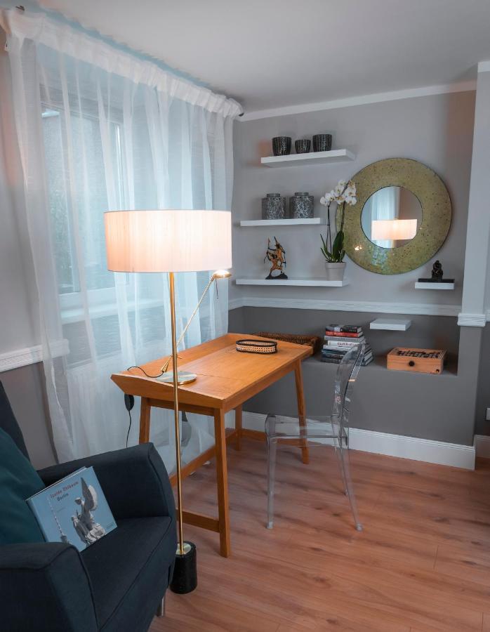 90qm Zentrum Naehe Prenzlauer Berg, 2 Baeder Appartement *