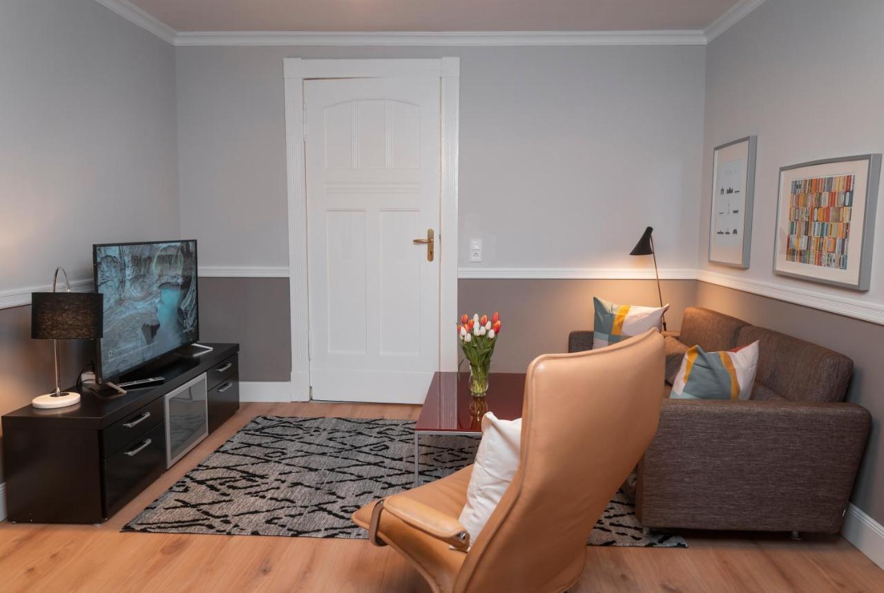 90qm Zentrum Naehe Prenzlauer Berg, 2 Baeder Appartement